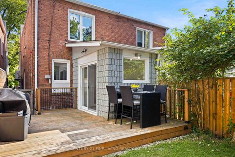 Photo 37 at 294 Gainsborough Road, Woodbine Corridor, Toronto