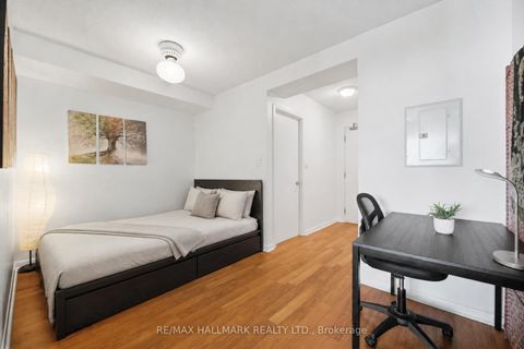 Photo 4 at 505 - 2464 Weston Road, Weston, Toronto