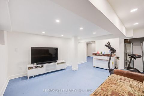 Photo 25 at 258 O'connor Drive, East York, Toronto