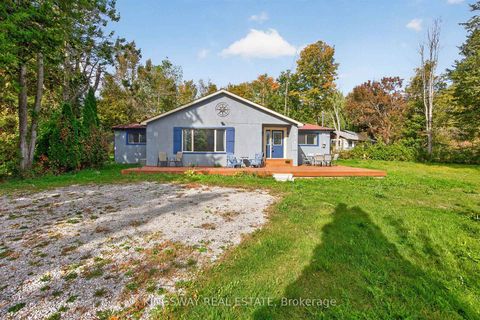 Photo 2 at 3934 Lakeview Road, Rural Innisfil, Innisfil