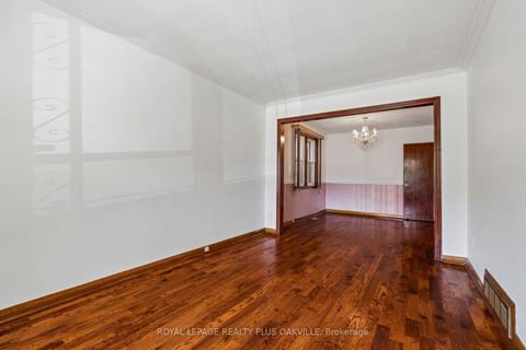 Photo 8 at 72a Lindsey Avenue, Dufferin Grove, Toronto