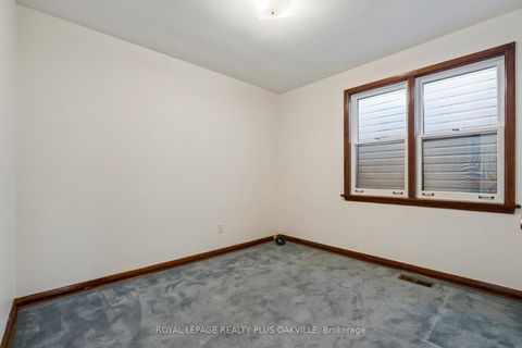 Photo 29 at 72a Lindsey Avenue, Dufferin Grove, Toronto