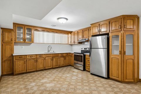 Photo 34 at 72a Lindsey Avenue, Dufferin Grove, Toronto