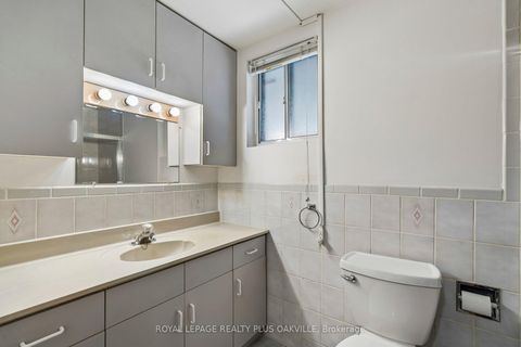 Photo 39 at 72a Lindsey Avenue, Dufferin Grove, Toronto