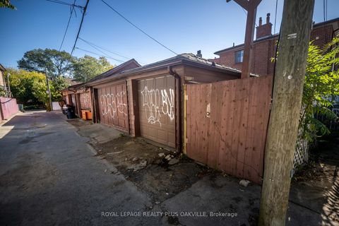 Photo 46 at 72a Lindsey Avenue, Dufferin Grove, Toronto