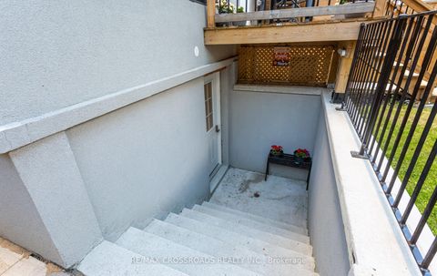 Photo 42 at 10 Hamstead Avenue, Lumsden, Toronto