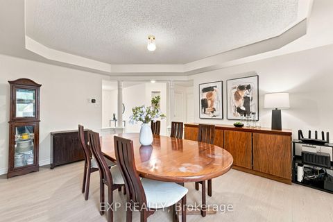 Photo 5 at 70 Thornlodge Drive, Keswick South, Georgina