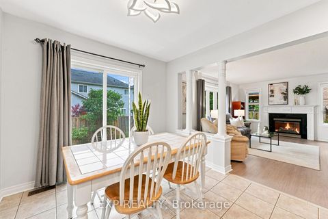 Photo 10 at 70 Thornlodge Drive, Keswick South, Georgina