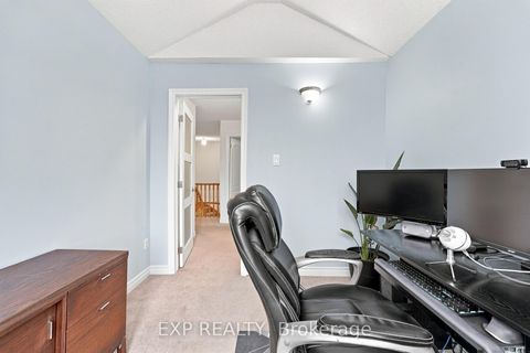 Photo 28 at 70 Thornlodge Drive, Keswick South, Georgina