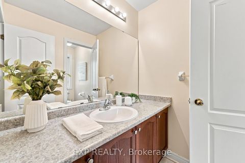 Photo 29 at 70 Thornlodge Drive, Keswick South, Georgina