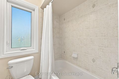 Photo 30 at 70 Thornlodge Drive, Keswick South, Georgina
