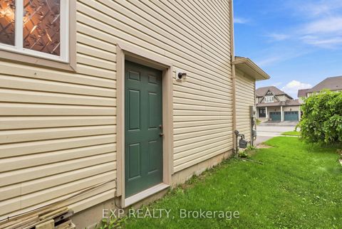 Photo 42 at 70 Thornlodge Drive, Keswick South, Georgina