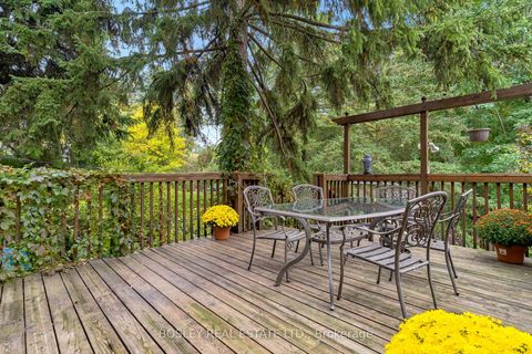 Photo 37 at 37 Hillsview Avenue, High Park North, Toronto