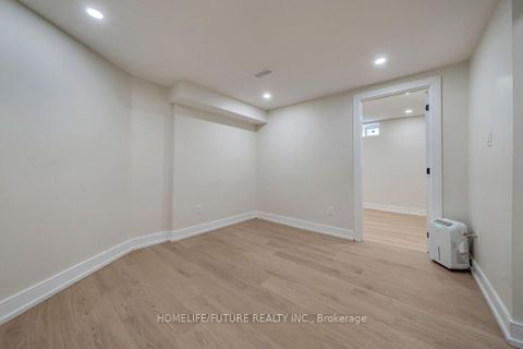Photo 40 at 37 South Shields Avenue, Agincourt North, Toronto