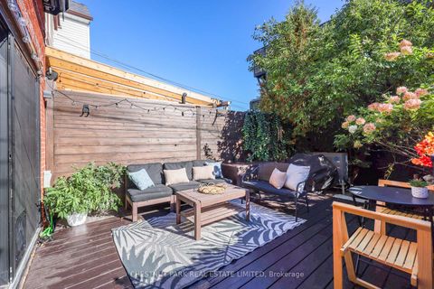 Photo 21 at 517 Crawford Street, Little Italy, Toronto