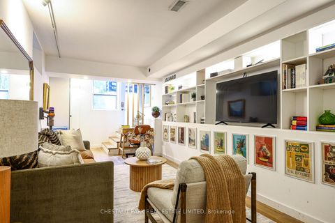 Photo 39 at 517 Crawford Street, Little Italy, Toronto