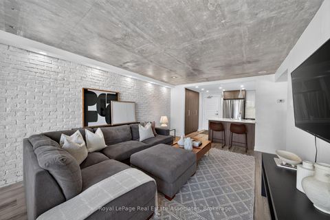Photo 6 at 1603 - 705 King Street W, Niagara, Toronto