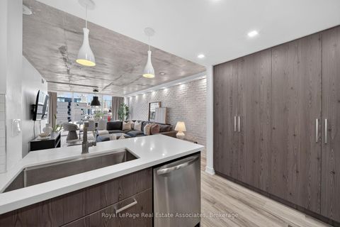 Photo 8 at 1603 - 705 King Street W, Niagara, Toronto