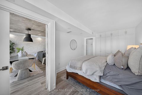 Photo 11 at 1603 - 705 King Street W, Niagara, Toronto
