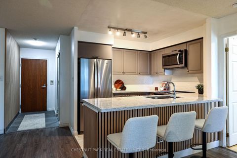 Photo 1 at 615 - 23 Lorraine Drive, Willowdale West, Toronto