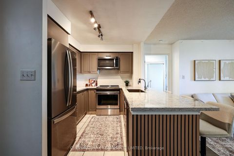 Photo 3 at 615 - 23 Lorraine Drive, Willowdale West, Toronto