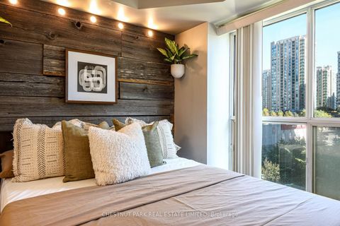 Photo 15 at 615 - 23 Lorraine Drive, Willowdale West, Toronto