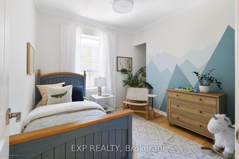 Photo 16 at 6 Louise Avenue, Cedarvale, Toronto