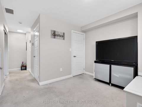 Photo 34 at 19 Stanley Greene Boulevard, CFB, Toronto