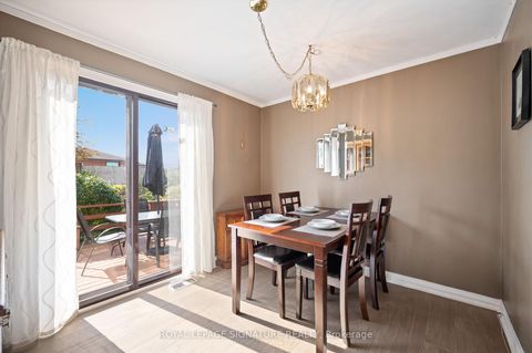 Photo 9 at 81 Nash Drive, CFB, Toronto