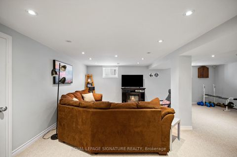 Photo 13 at 81 Nash Drive, CFB, Toronto