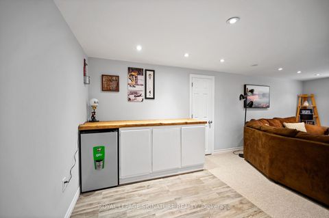 Photo 15 at 81 Nash Drive, CFB, Toronto