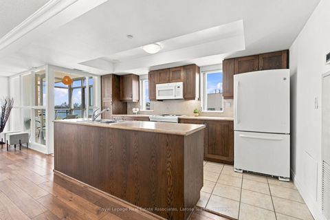 Photo 12 at 1402 - 3 Marine Parade Drive, Mimico, Toronto
