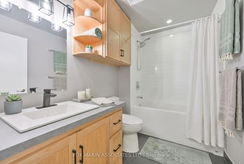 Photo 8 at 301 - 32 Camden Street, Waterfront Communities C1, Toronto