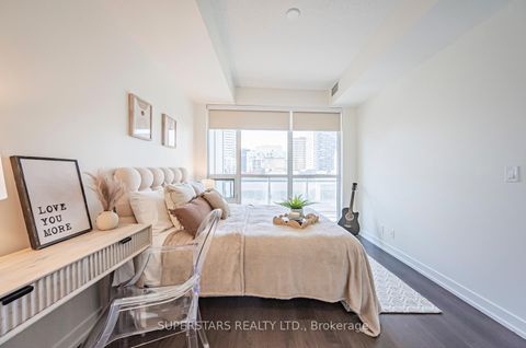 Photo 9 at 801 - 89 Dunfield Avenue, Mount Pleasant West, Toronto