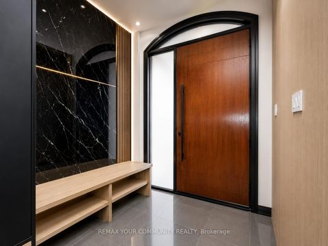 Photo 2 at 120 Hatton Garden Road, Vellore Village, Vaughan