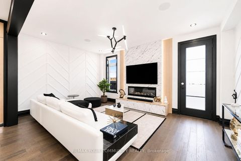 Photo 10 at 120 Hatton Garden Road, Vellore Village, Vaughan