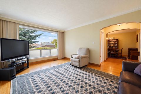Photo 21 at 11 Erie Street, Maple Leaf, Toronto