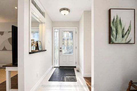 Photo 4 at 256 Catalina Drive, Guildwood, Toronto