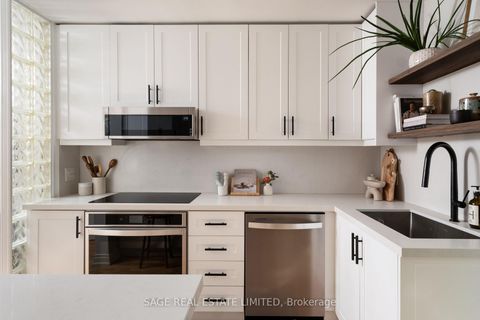 Photo 18 at 35 Chapman Avenue, Parkview, Toronto