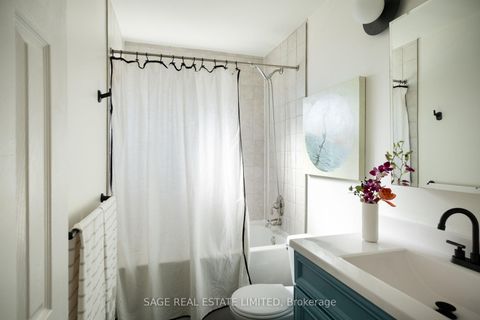 Photo 27 at 35 Chapman Avenue, Parkview, Toronto