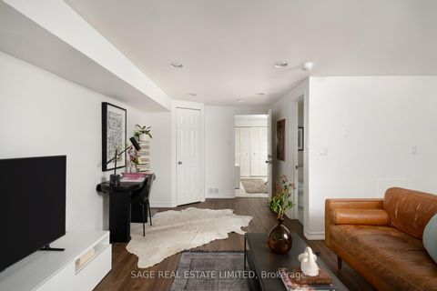 Photo 32 at 35 Chapman Avenue, Parkview, Toronto