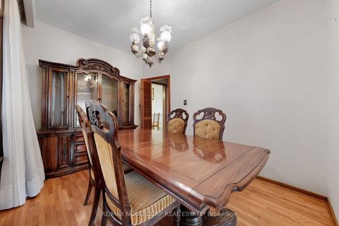 Photo 10 at 36 Earlscourt Avenue, Davenport, Toronto