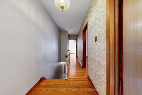 Photo 22 at 36 Earlscourt Avenue, Davenport, Toronto