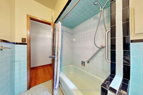 Photo 28 at 36 Earlscourt Avenue, Davenport, Toronto