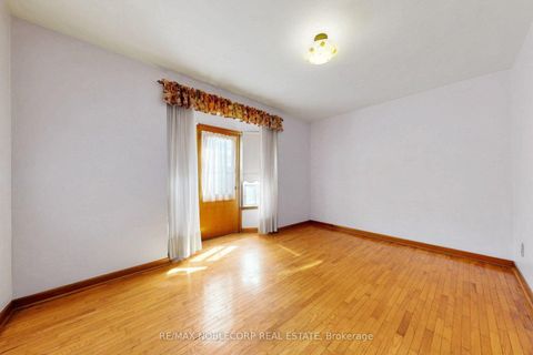 Photo 35 at 36 Earlscourt Avenue, Davenport, Toronto