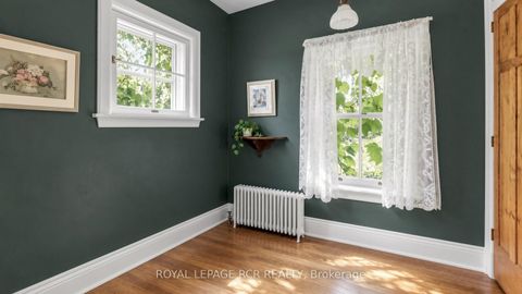 Photo 21 at 16 Blake Street, North Shore, Barrie