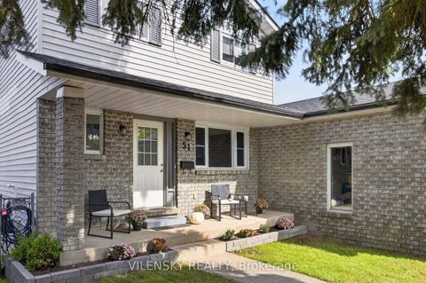 Photo 2 at 51 Mcconkey Place, Allandale Heights, Barrie