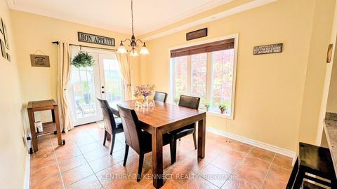 Photo 6 at 365 Old Colony Road, Oak Ridges Lake Wilcox, Richmond Hill