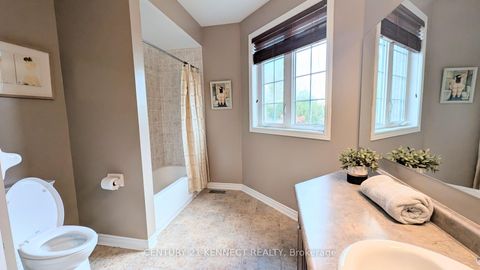 Photo 25 at 365 Old Colony Road, Oak Ridges Lake Wilcox, Richmond Hill