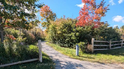 Photo 37 at 365 Old Colony Road, Oak Ridges Lake Wilcox, Richmond Hill